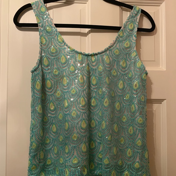 Beautiful sequin tank with tear-drop pattern. - Picture 1 of 1
